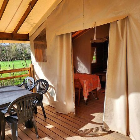 Bourg-Saint-Andéol Camping Du Lion מראה חיצוני תמונה