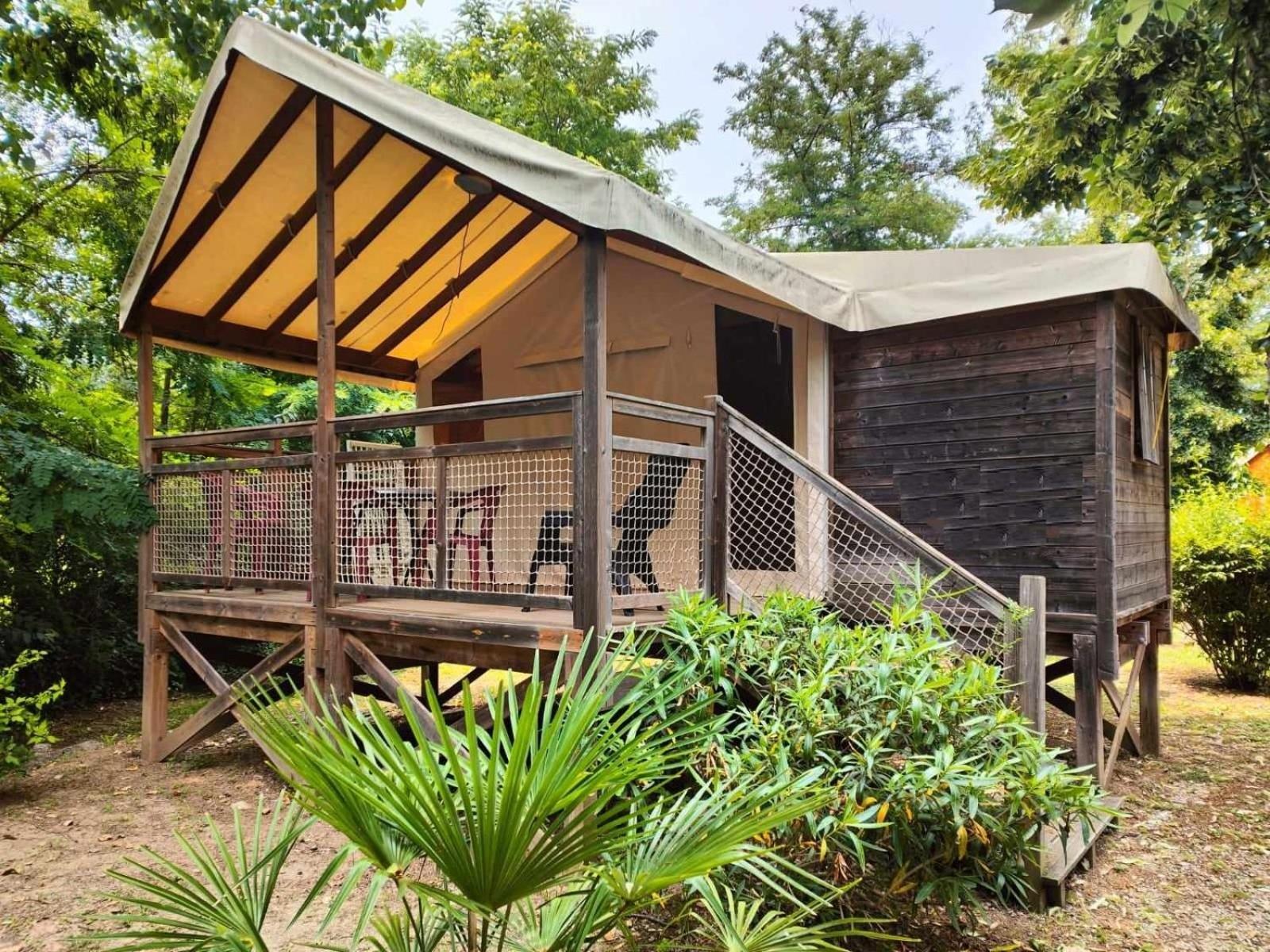 Bourg-Saint-Andéol Camping Du Lion מראה חיצוני תמונה