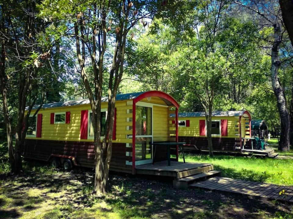 Bourg-Saint-Andéol Camping Du Lion מראה חיצוני תמונה